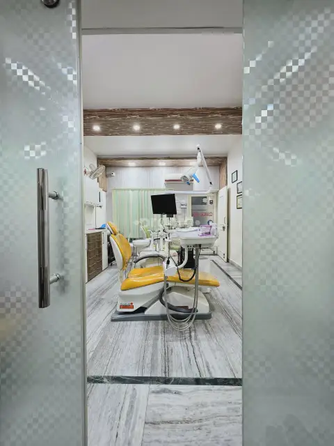 Treatment Room, Genus Dental, Lucknow