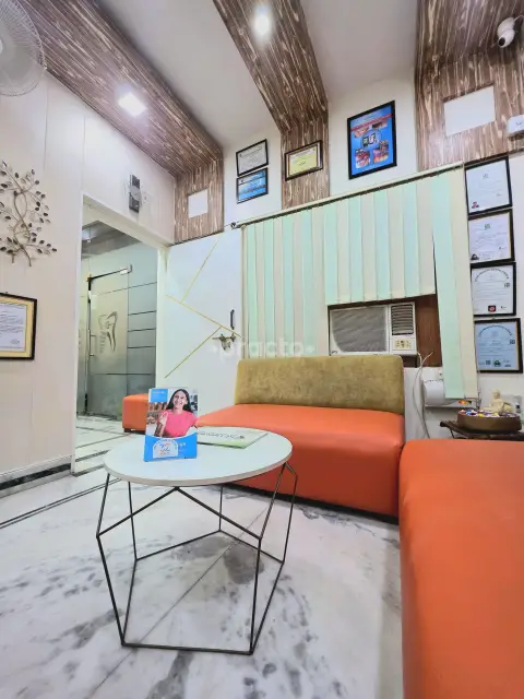Waiting Lounge, Genus Dental, Lucknow